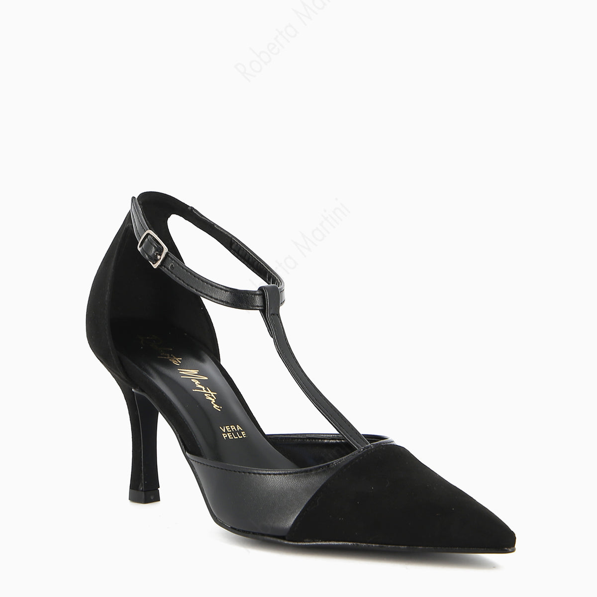 Ary Black Pumps