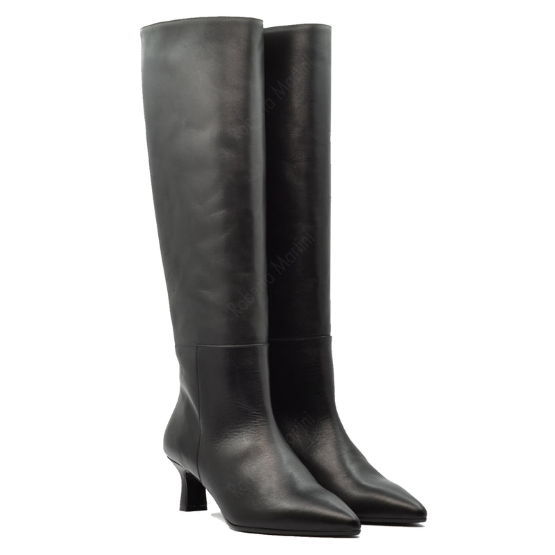 Bota de cuero negra Roby